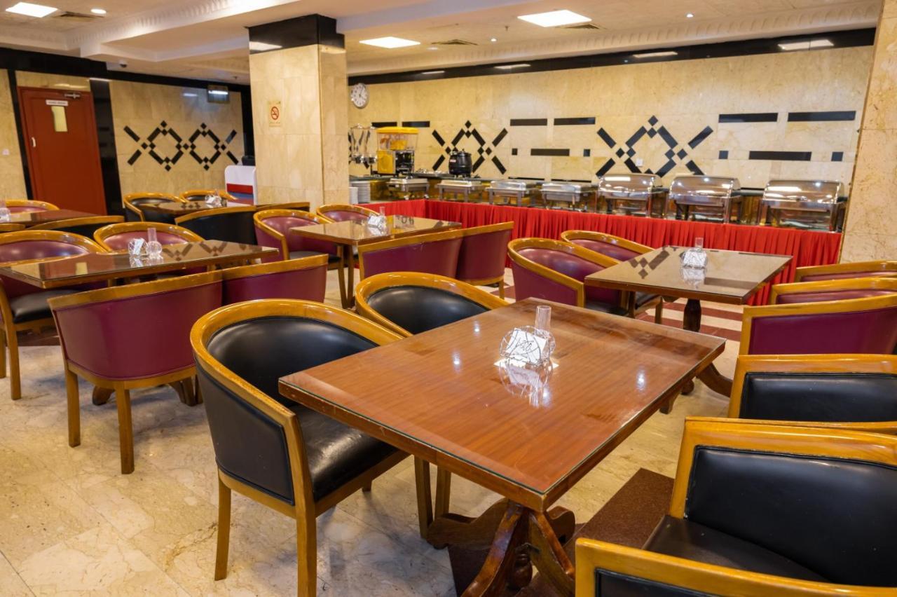 Three 888 Hotel Dubai Luaran gambar